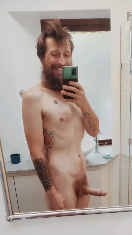 First post! Not the best shot of the beard but the boner will do...