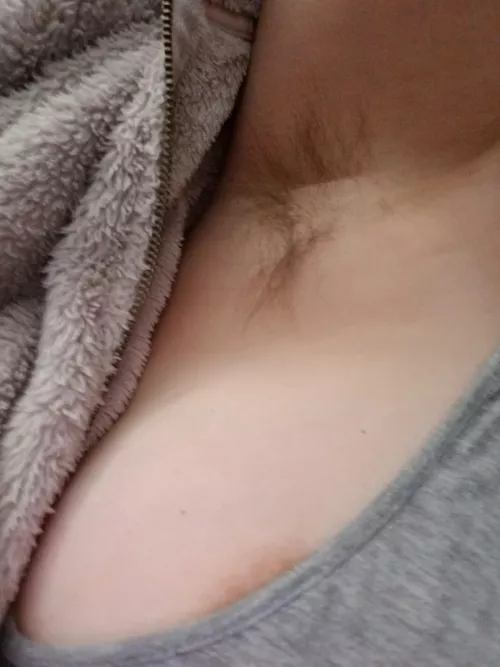 Hairy Armpit with slight nip slip.