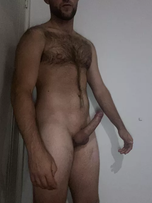 half face pic here lmao, hope you enjoy [21M]