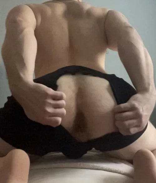 Horny muscle ass.
