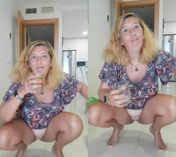 I can be such a filthy bitch, and i do like trying new things... now i know what my own pee tastes like!