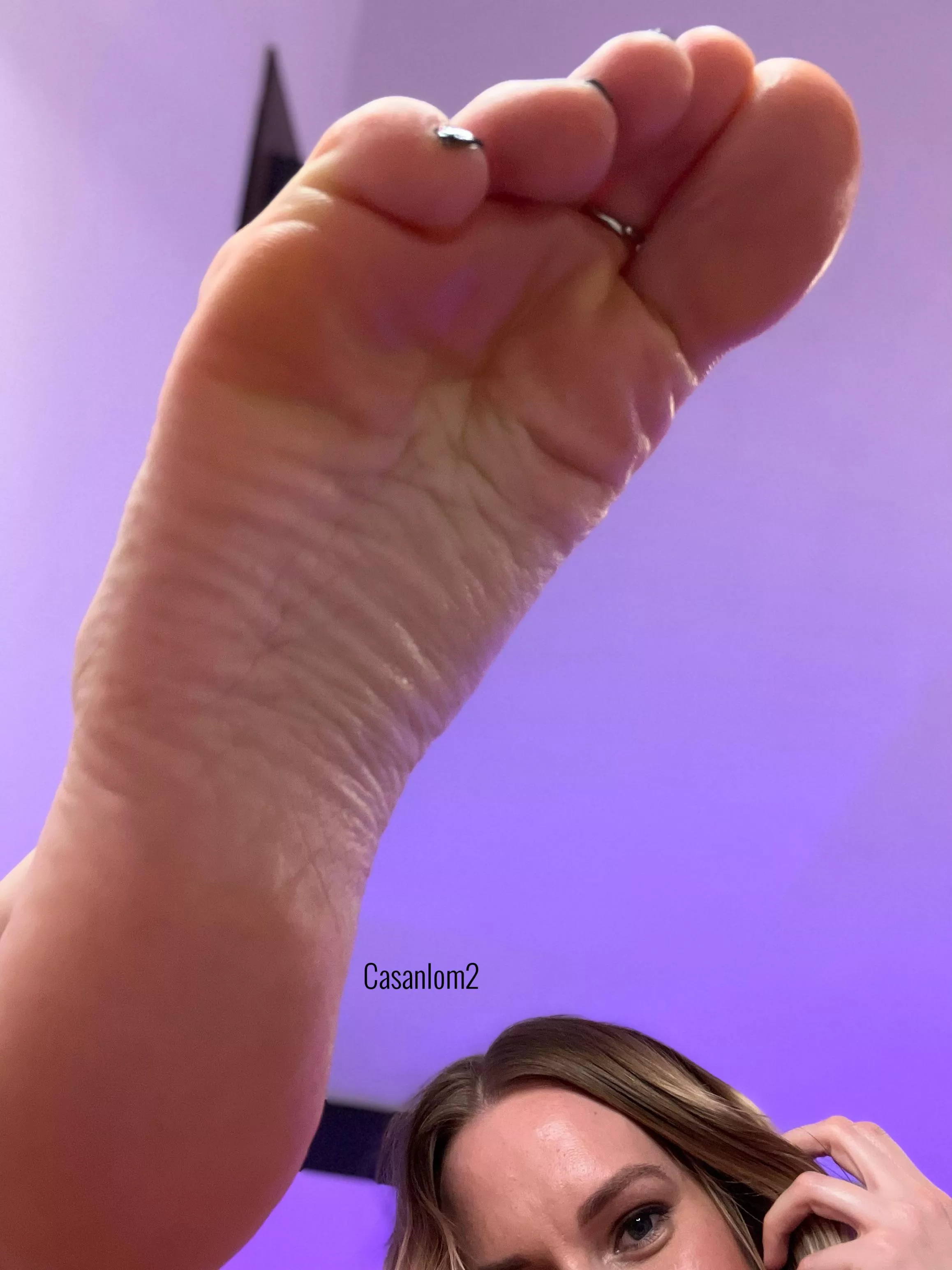 I liked the way my wrinkles looked here 😍💜