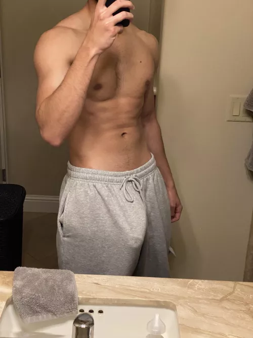 I think it’s easy to see why these are my favorite sweats