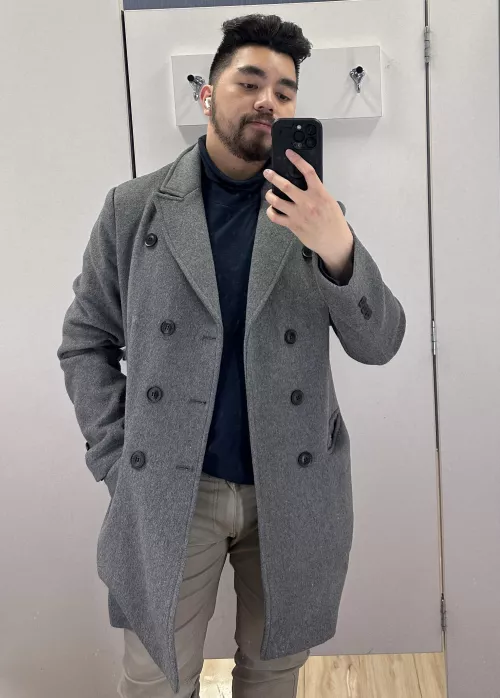 I think this coat looked good on me so I got it 🤷🏻‍♂️