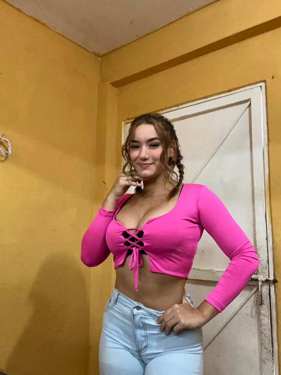 Im really feelings myself today at work so Had to take a selfie [F]