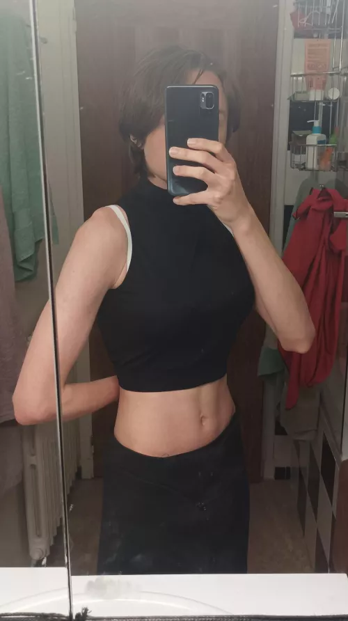 I'm revealing myself a bit more 😉 It's time before I go for a shower, even though it's 6am😅