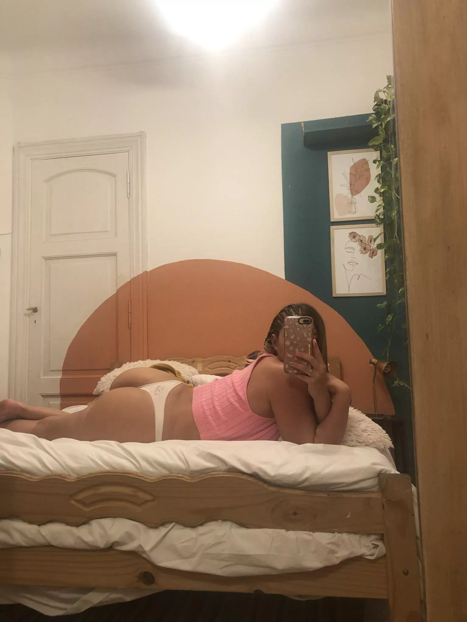 Looking for a roommate