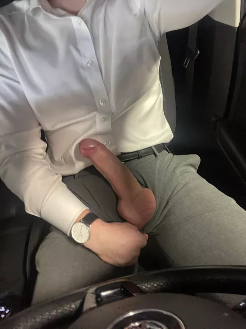 Lunch time break..who’s hungry?