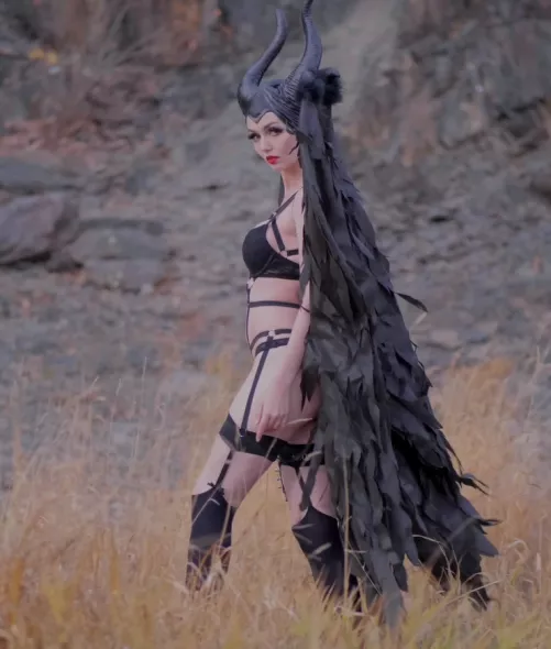 Maleficent(Sia Siberia)[Disney]