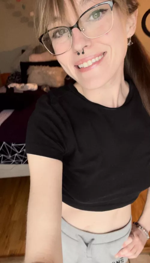 Not a nude but girl with glasses 🙃