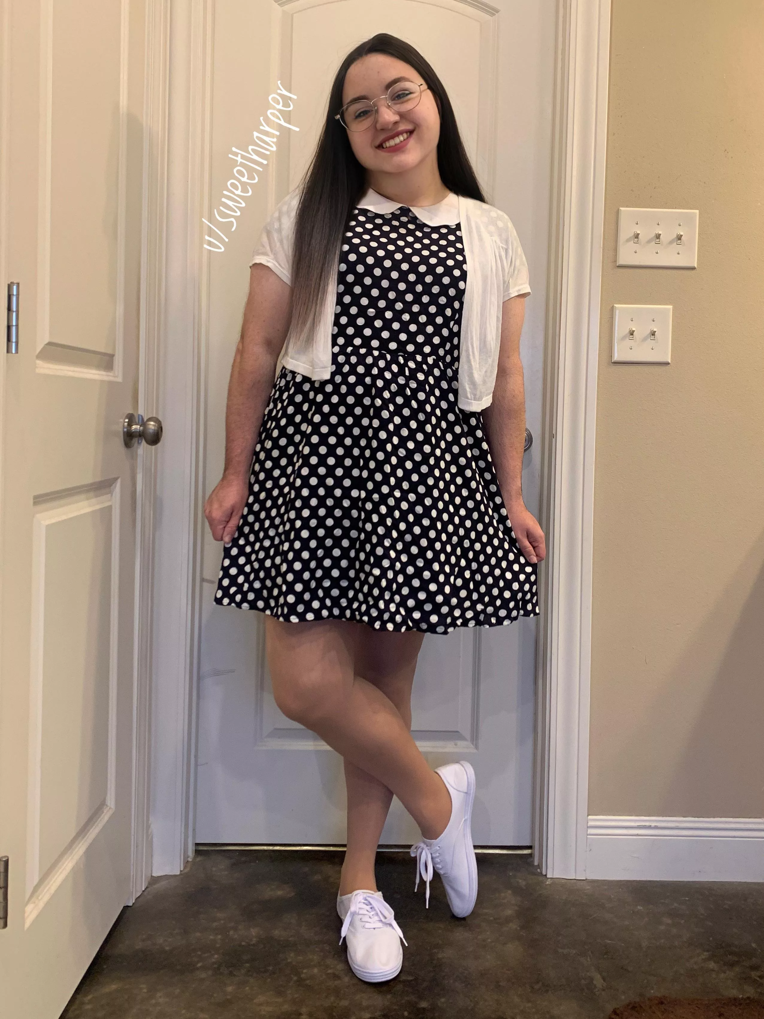 Polka dots are fun 🥰