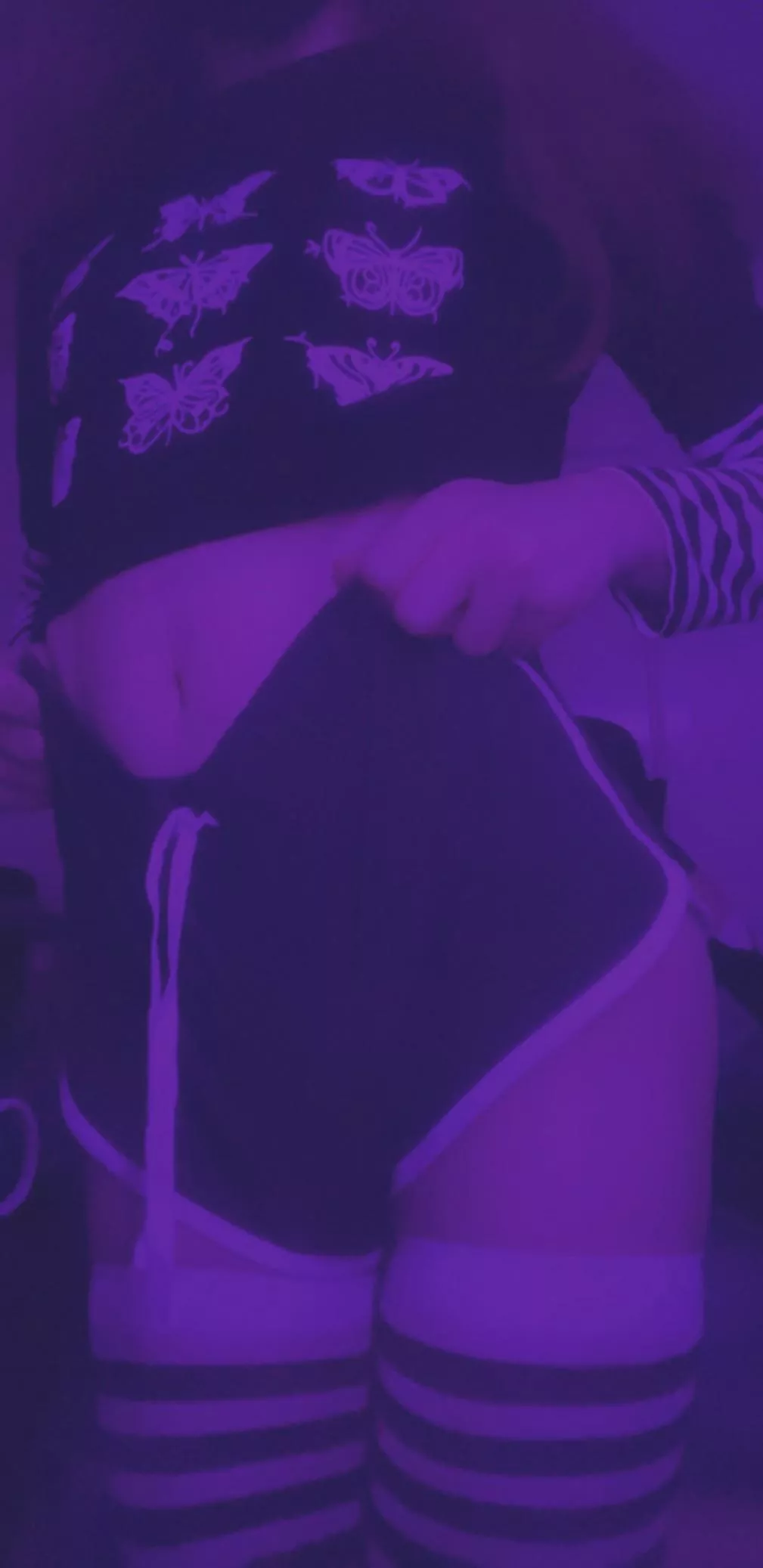 pullin up the shorts