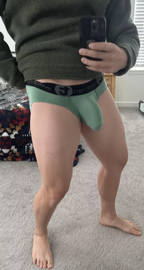 Rate my bull bulge 😏