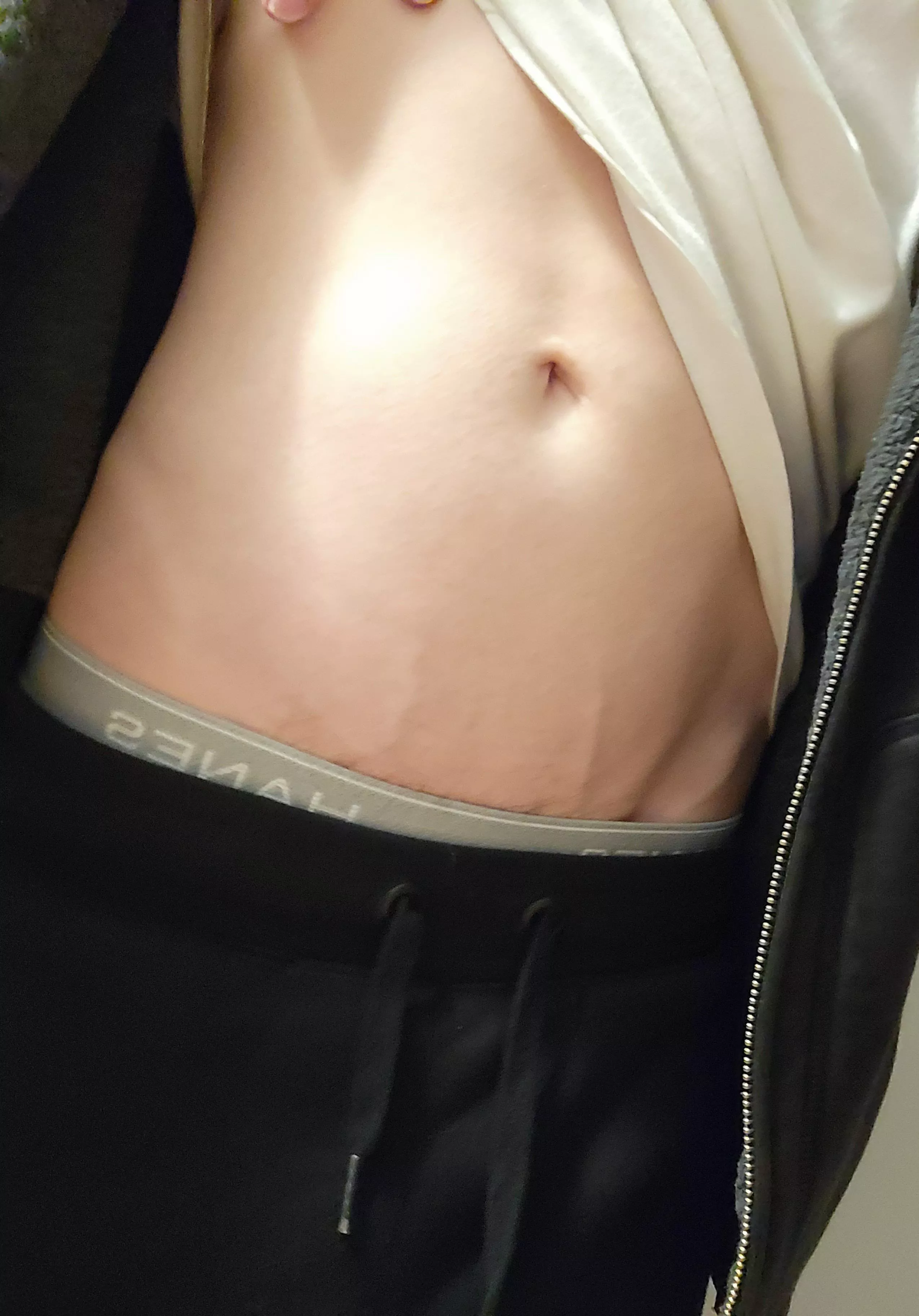 Think you'd wanna push a 5'3 105lb femboyyy up against the wall?