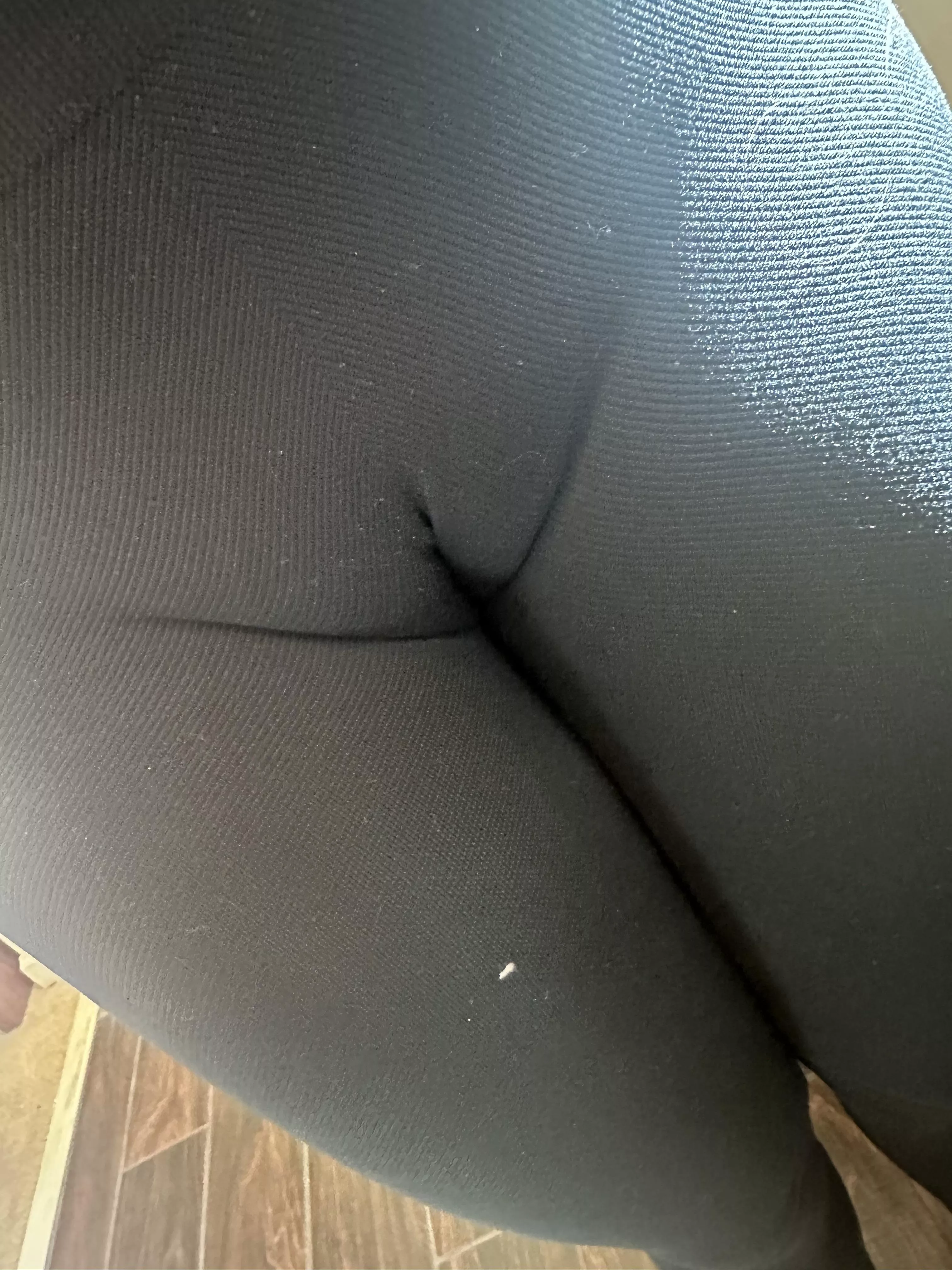 This leggings claim to be camel toe proof, what do y’all think?