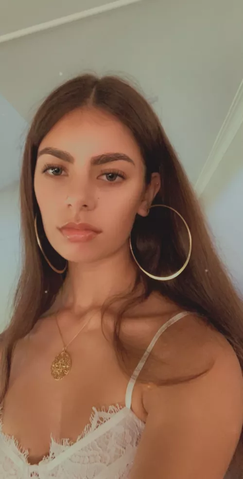 Who wakes up horny as fuck?