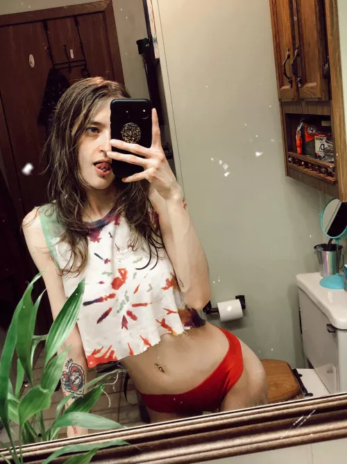 You like my tie dye? 😋