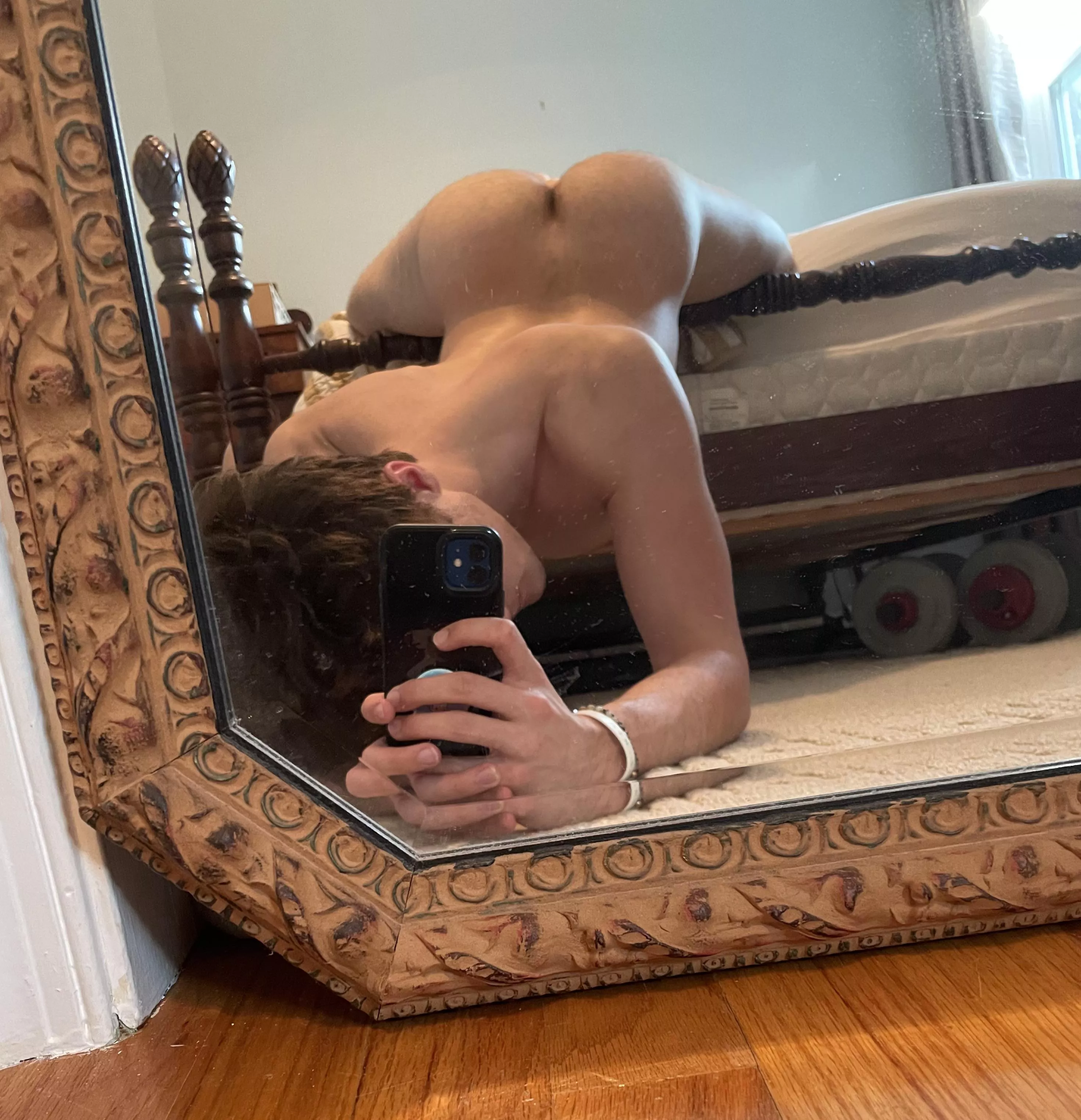18 lookin for fit bros to talk to, dm w/ pic for snap