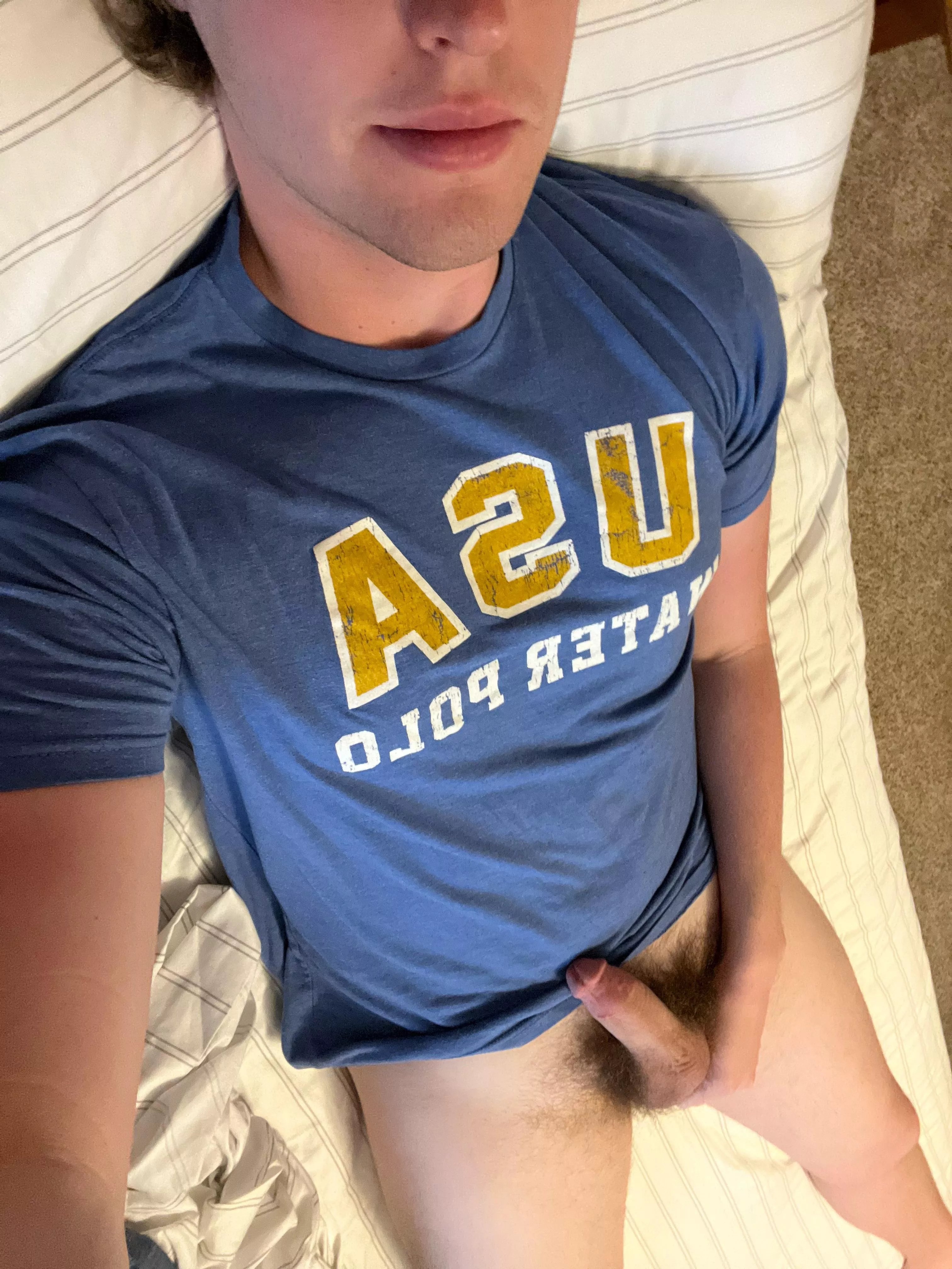 19m 6’7 kinky prv looking for fun- please show face - ianthet21