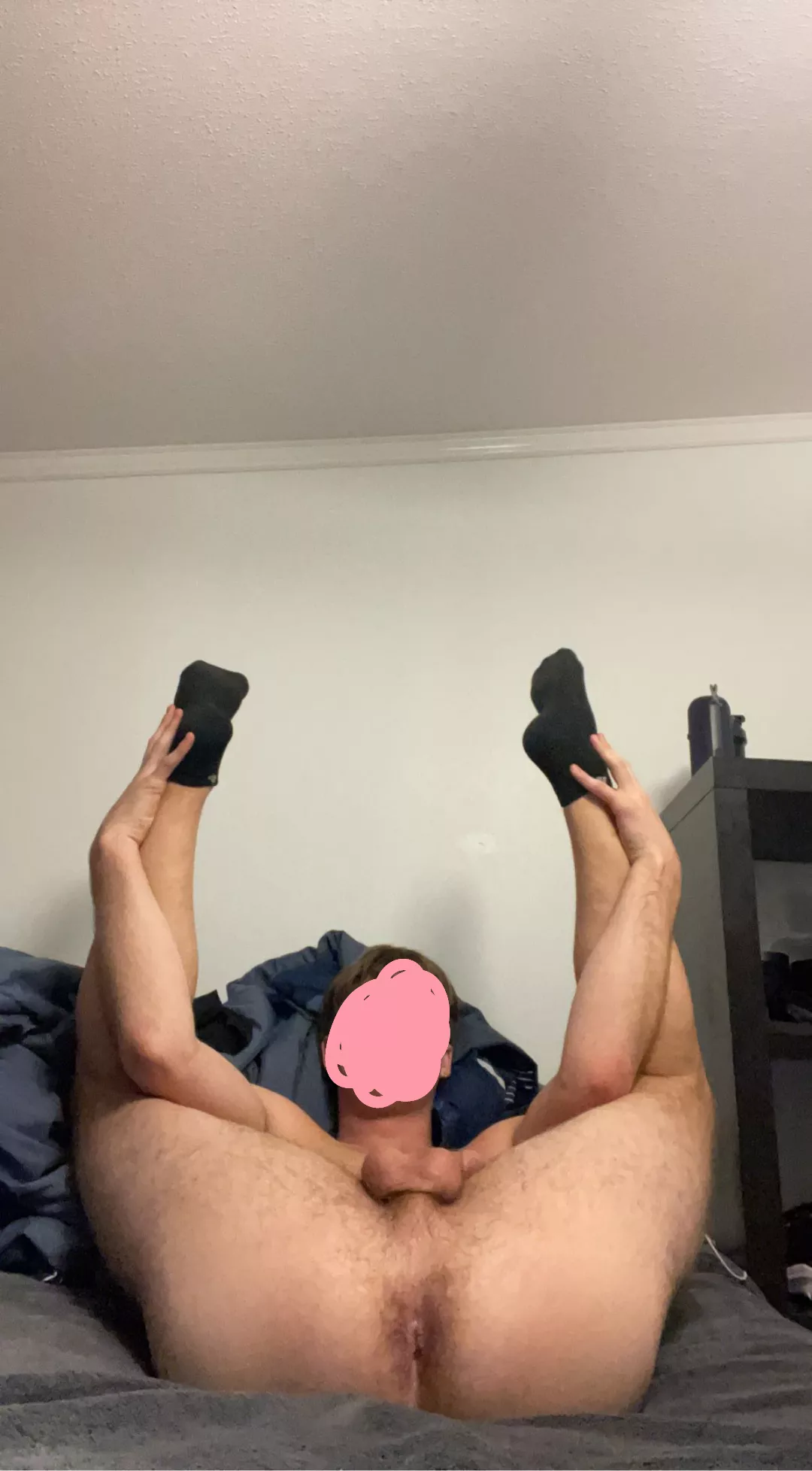 22 Straight? College bro looking for similar to join my Group Chat @Duncanwheeler22