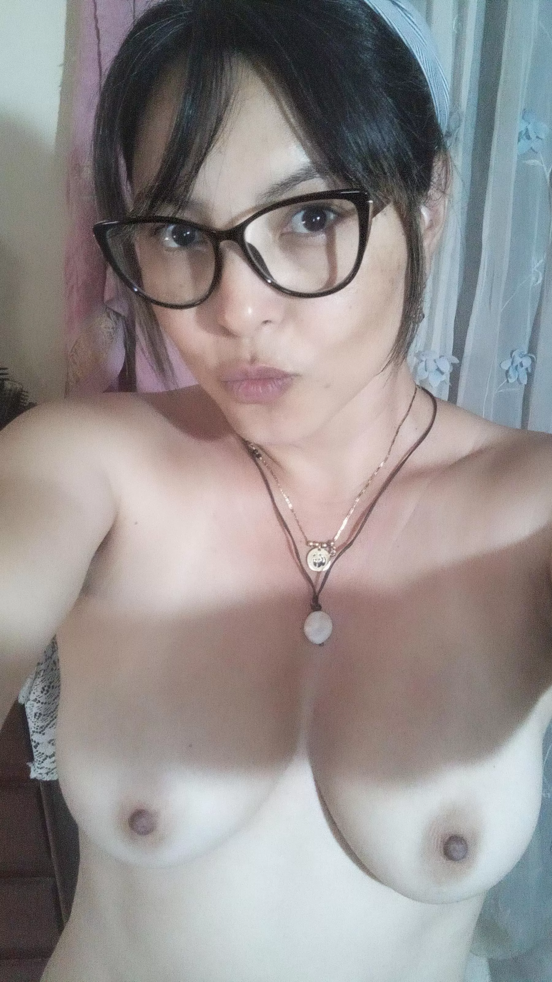 comment a 💙 if you like my boobs