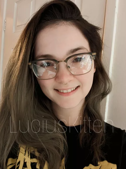 Feeling pretty and tipsy 😋