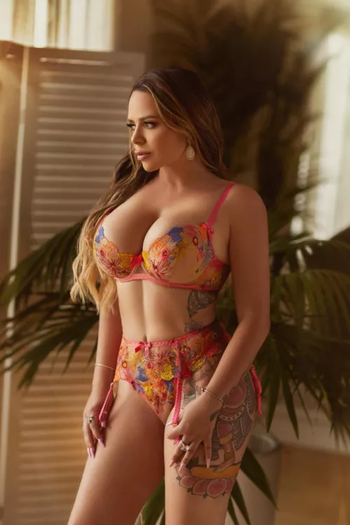 Follow me on Onlyfans! 🥰