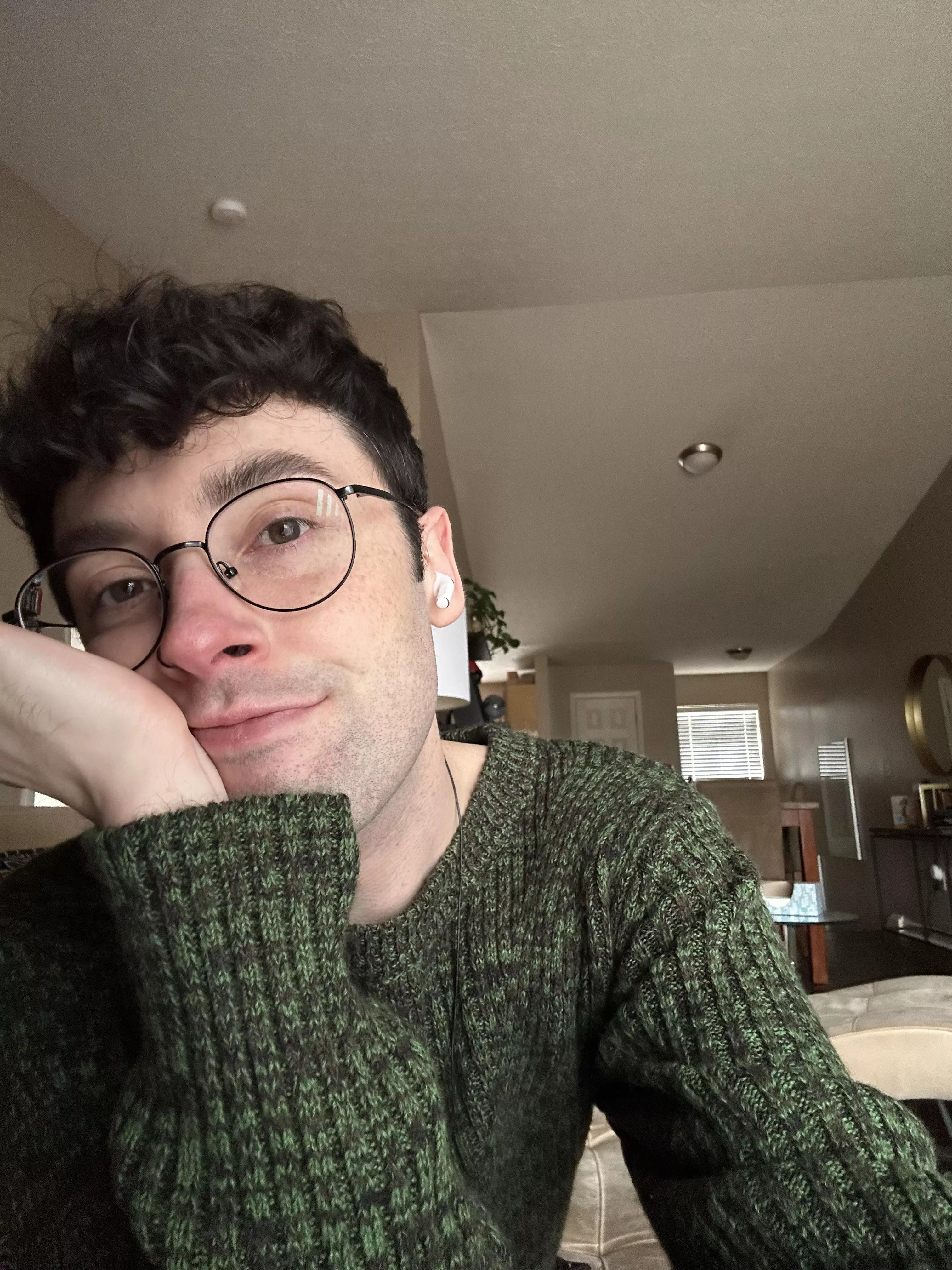 Hope everyone is having a super shiny Monday ✨