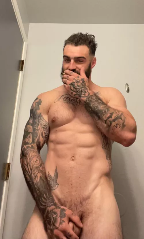 I see you peekin😏