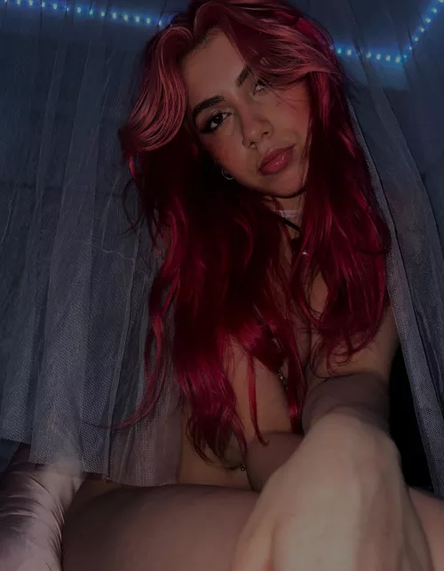 Im horny 😍 Who else?