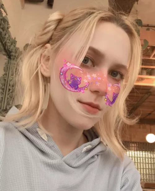 Imagine: we are children and going to watch sailor moon 🥹 Which food we ask our moms to cook or buy? 🤭