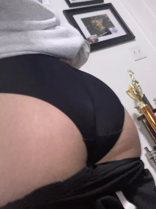 Just an update i think ive officially kicked this whole sisse stuff to the side and am back to being myself as i dont haven any thoughts anymore and still only wear them to sleep good bye