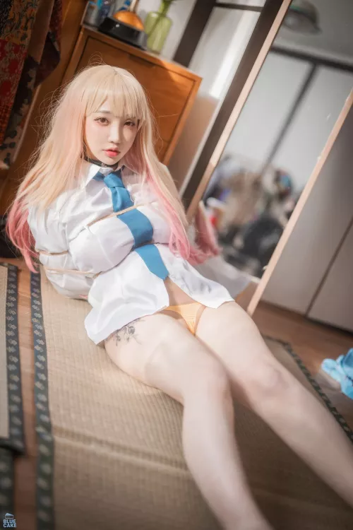 Marin Kitagawa tied up / Yeeun