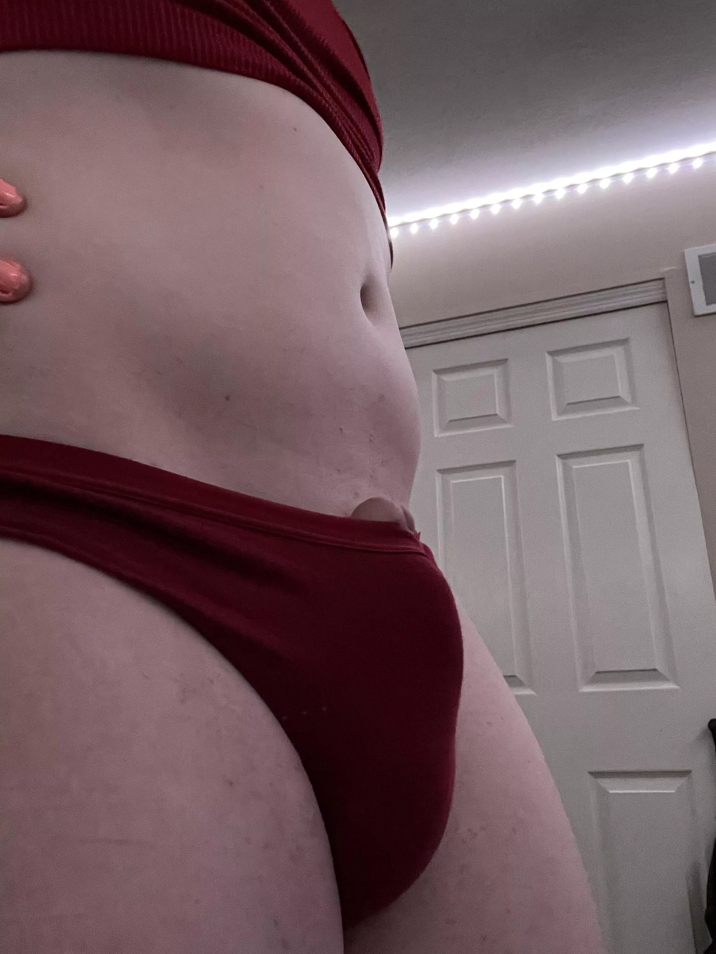 My little girl is sayin hi