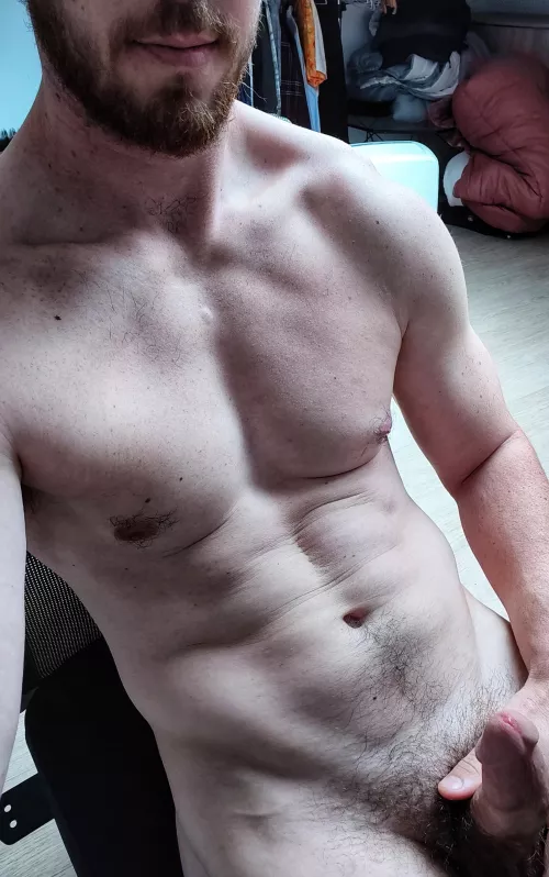 Nobody home...come join me in my office? [35]