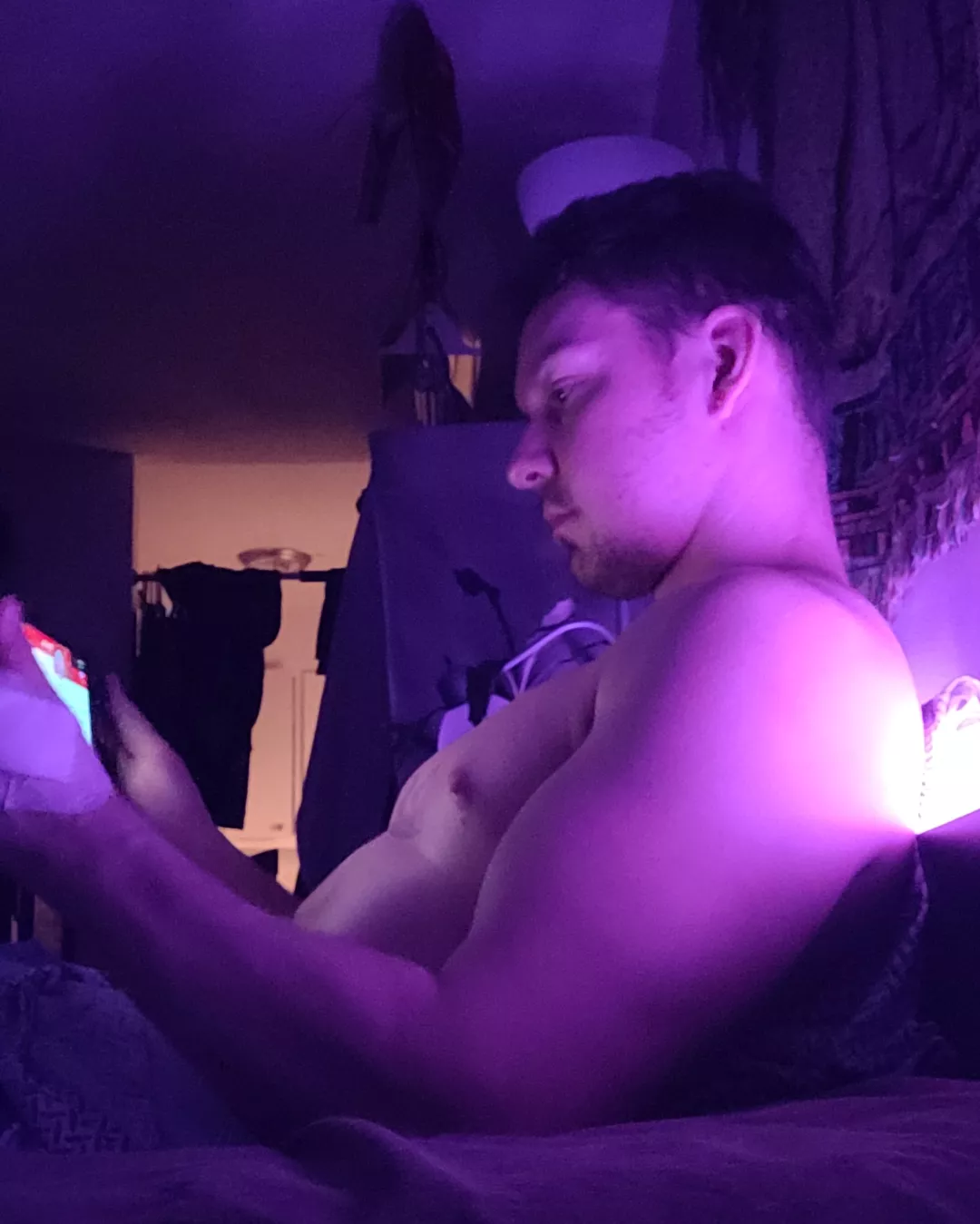 Relaxing in bed and playing switch after a long day 🥱