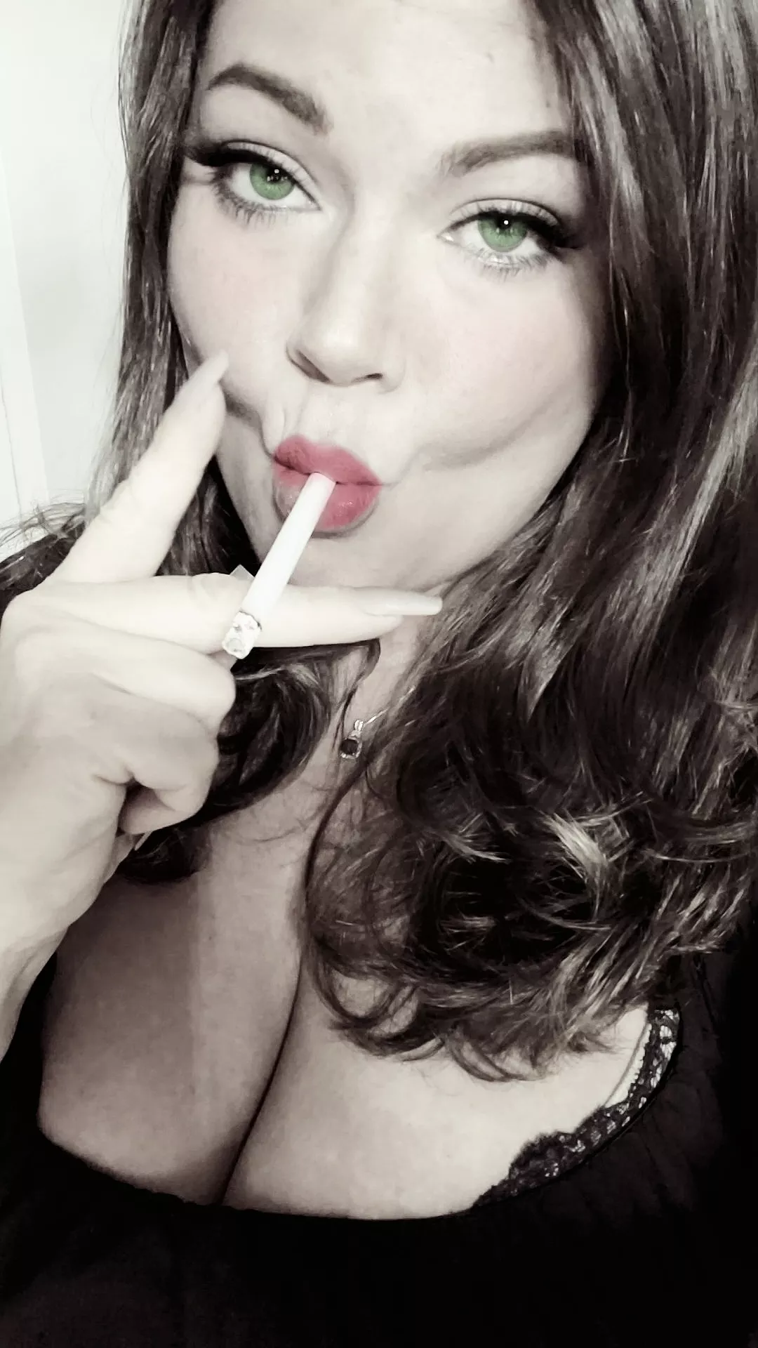 Smokin Green Eyed Beauty