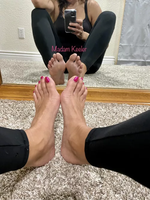 Sometimes a girl needs to look at herself in the mirror and say…