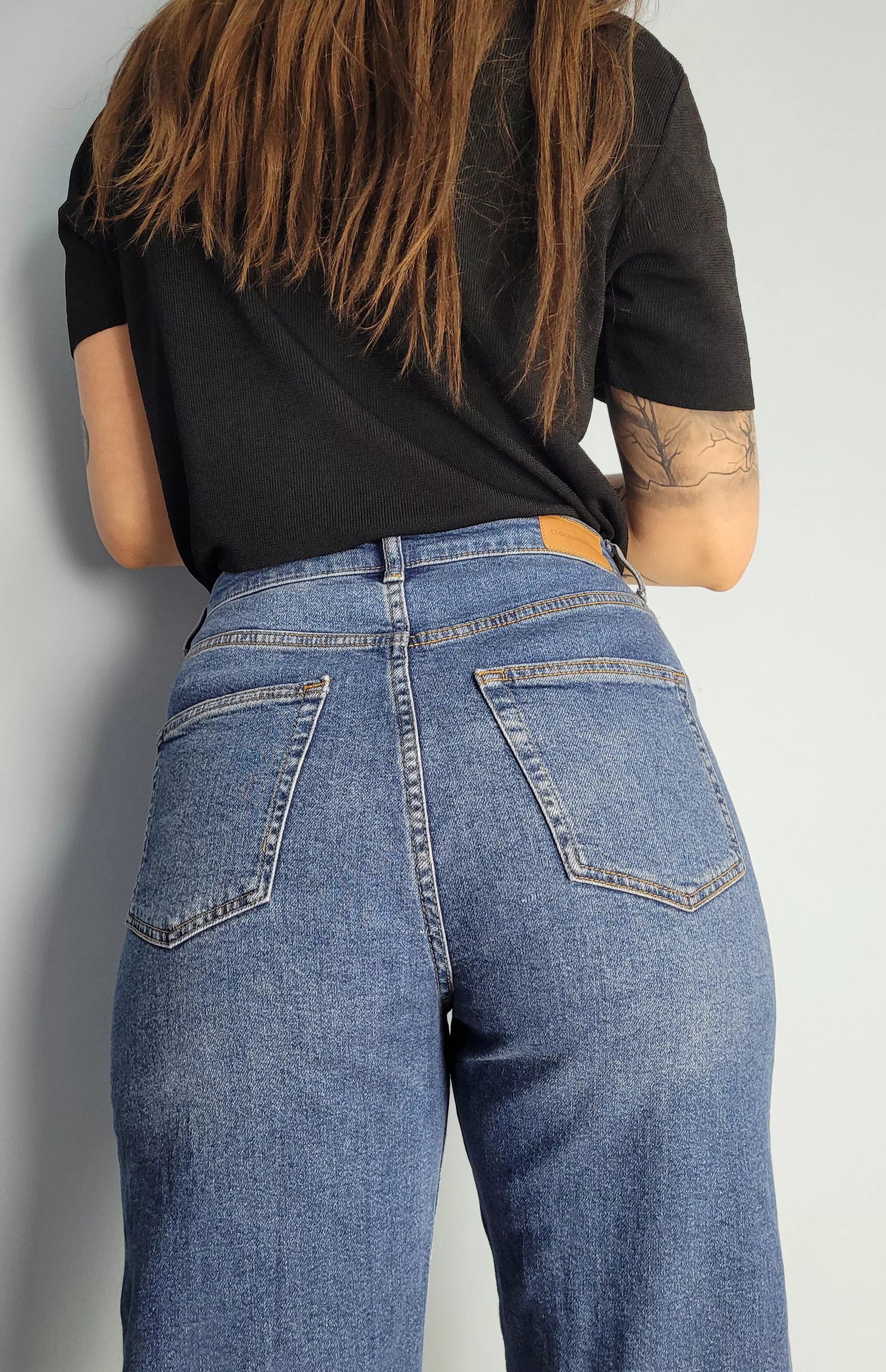 These jeans make my booty kinda small