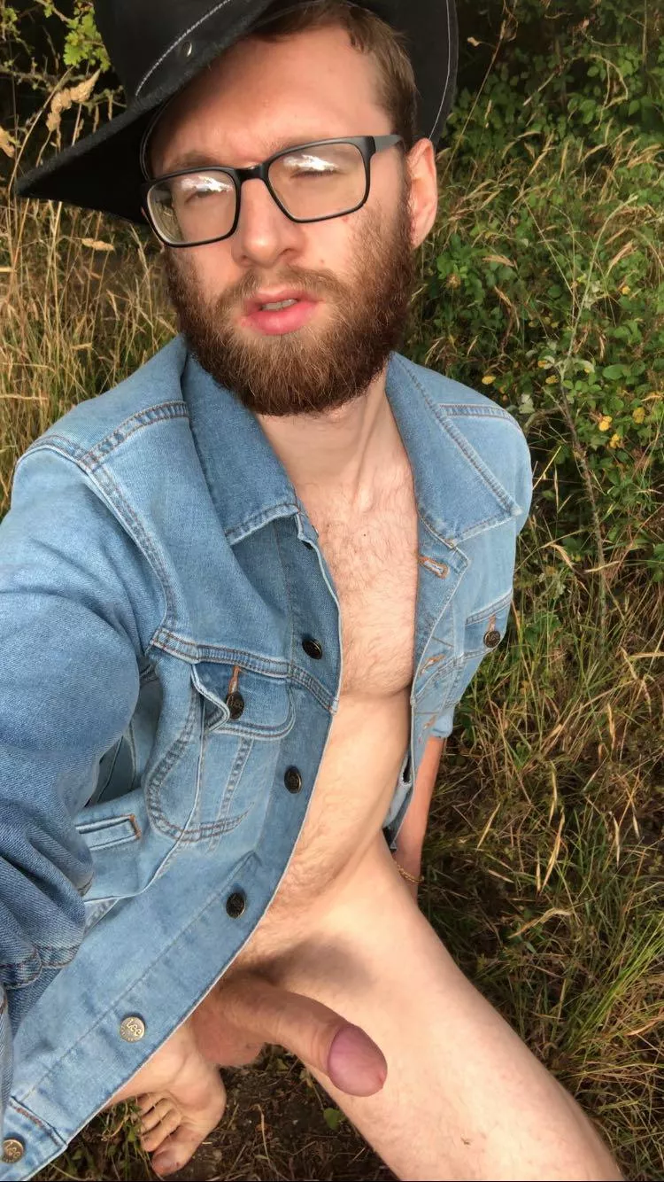 This Cowboy needs to be ridden 😜