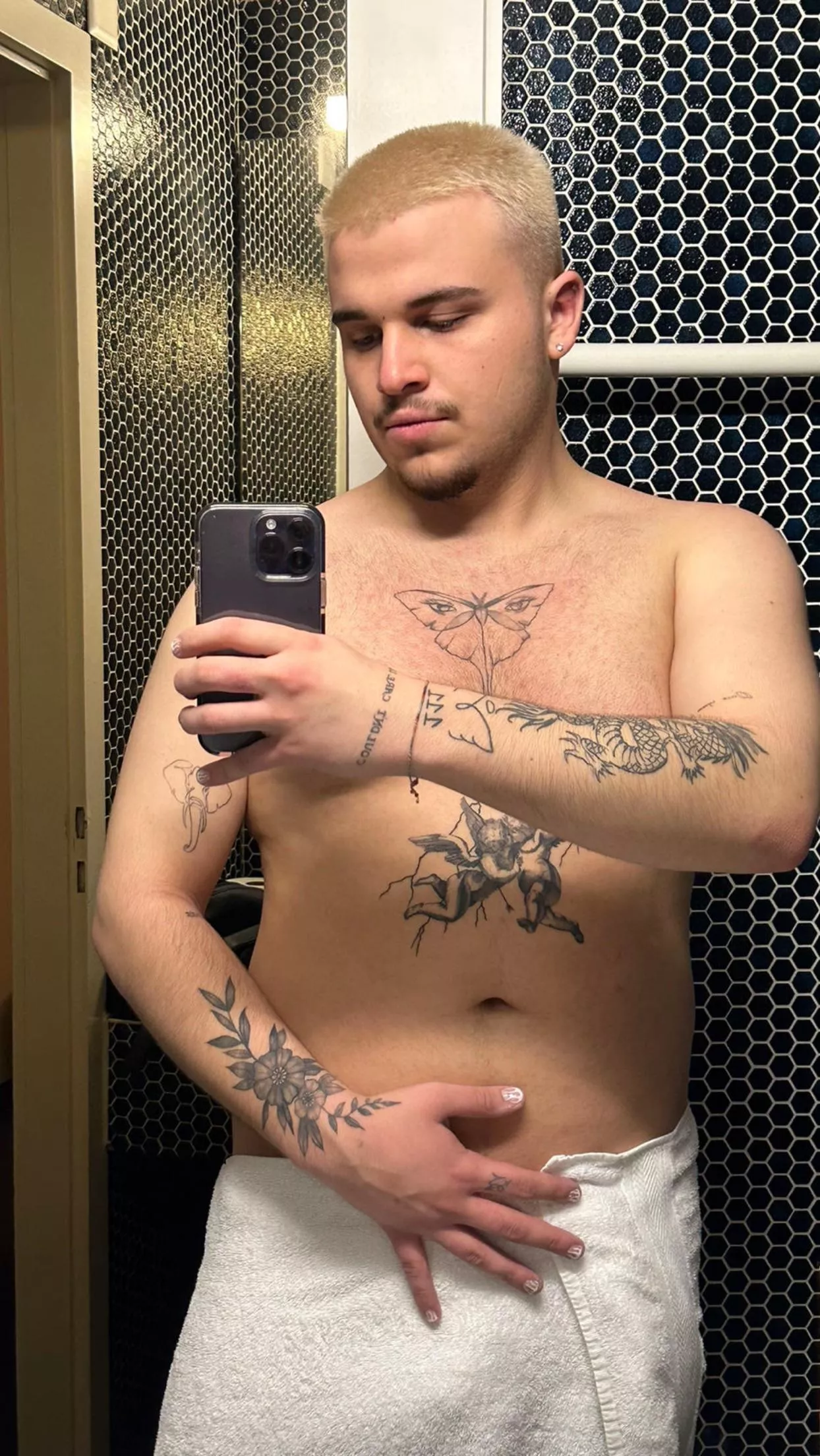 wanna join my shower? 🥵