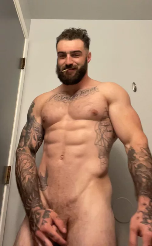 What’s our topic of discussion over this bathroom j?😮‍💨