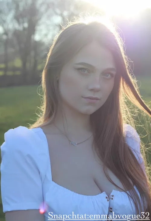 You're the reason my phone is always on low battery... I can't stop swiping through your pictures 😍