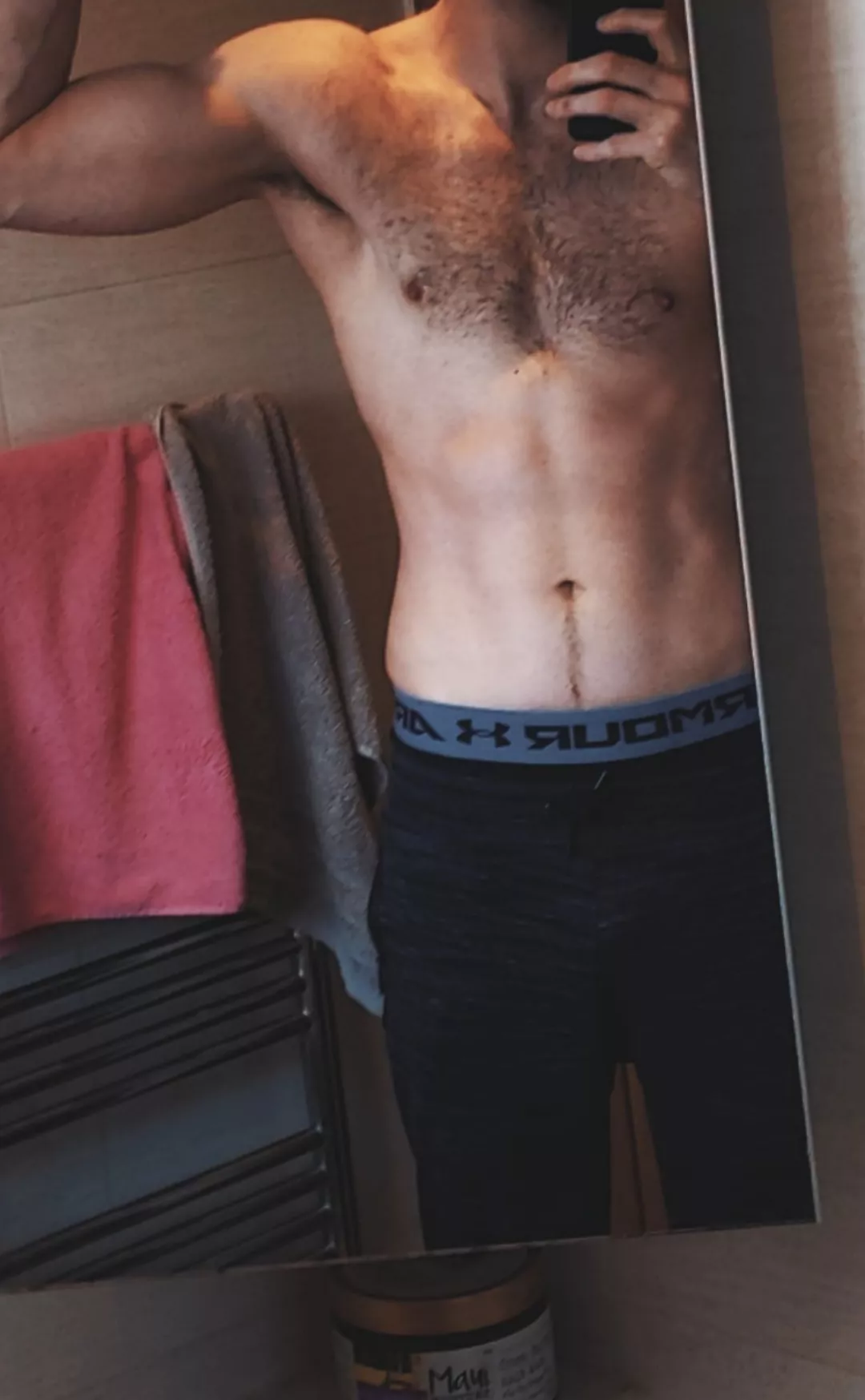 24 m, 6'4 hung handsome muscular addicted to smooth submissive bubblebutt boys snap is ukdeviant11