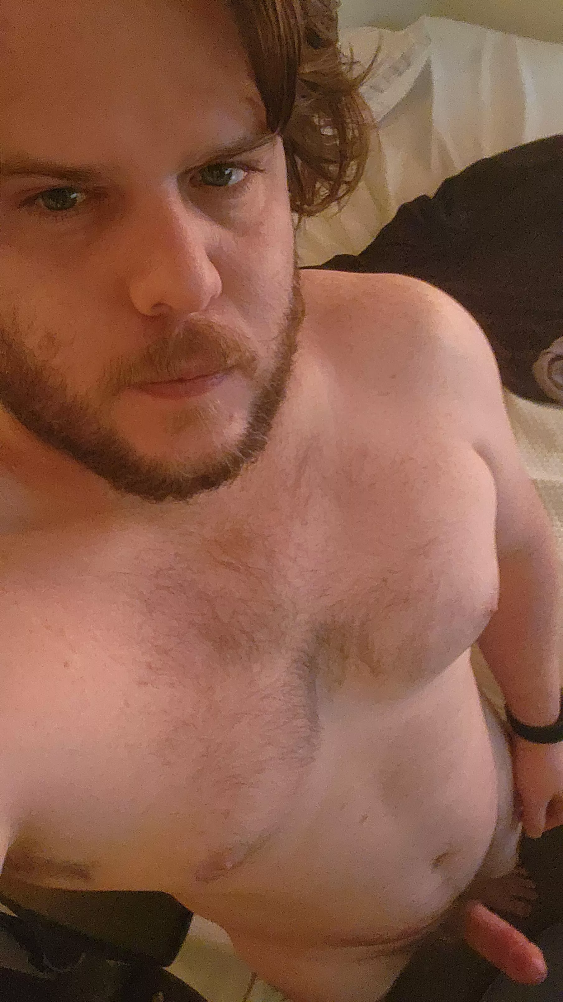 33 dad bod big bro type... longterm chat bromance, or lil bro wanted brojamesdean