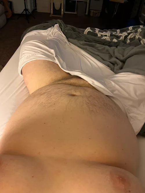 38m chub. Feel like stroking. SC: MoanForMeXL