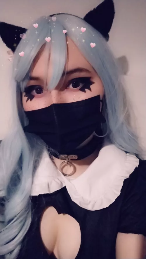 Can I give you under the desk support whilst you game?