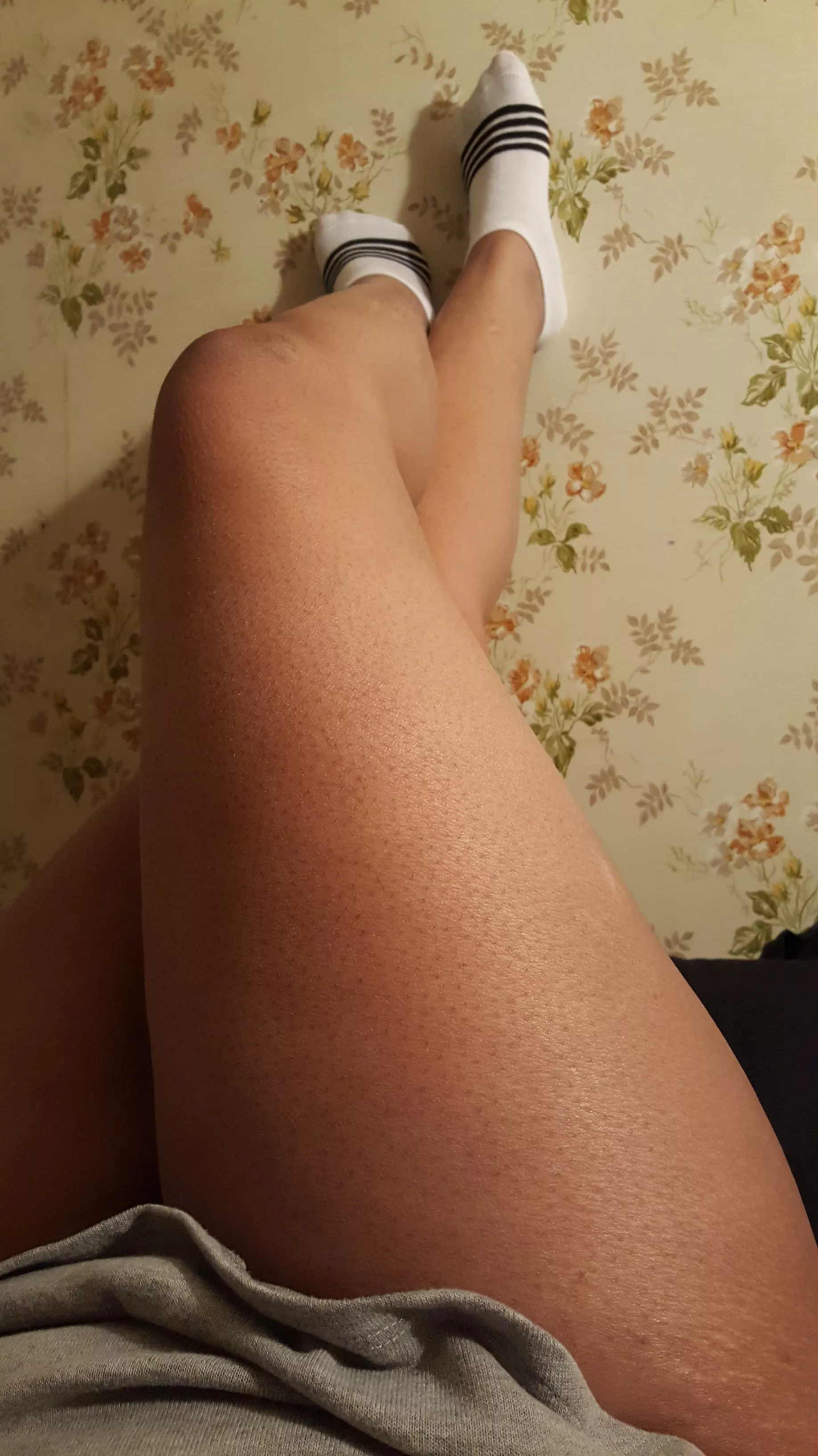 Can I put you in a headlock with my thighs?