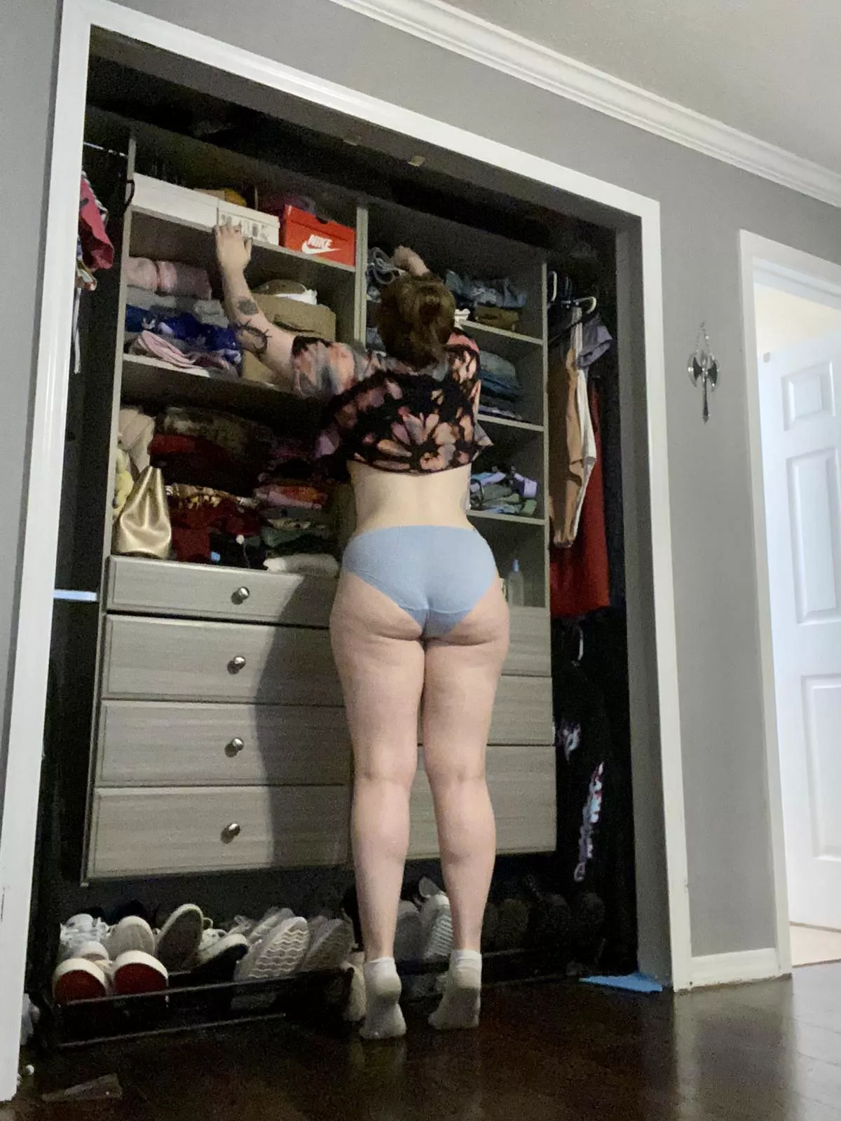 Caught you lookin 👀 don’t worry though I won’t tell anyone how much of a perv you are😊