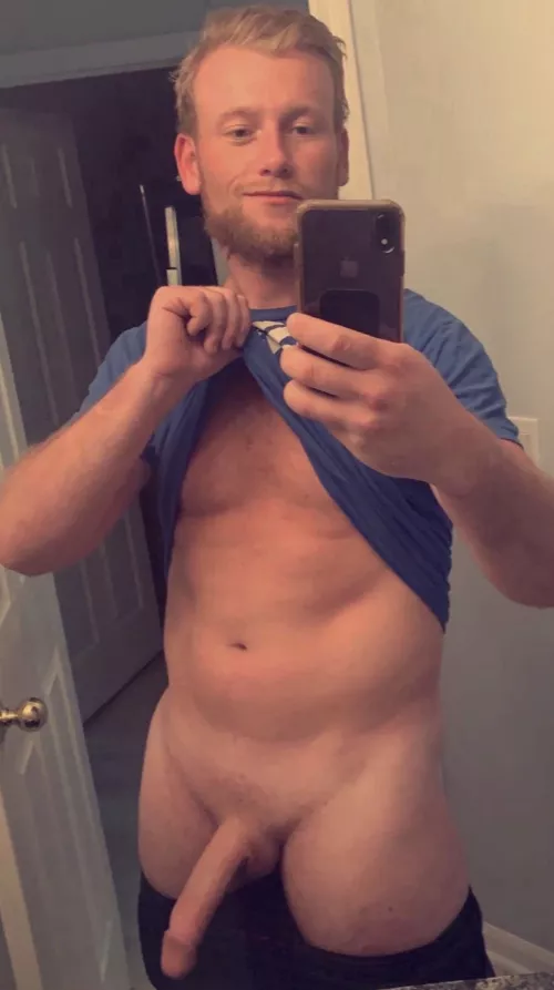 Daddy wishes you a Happy Humpday! :)